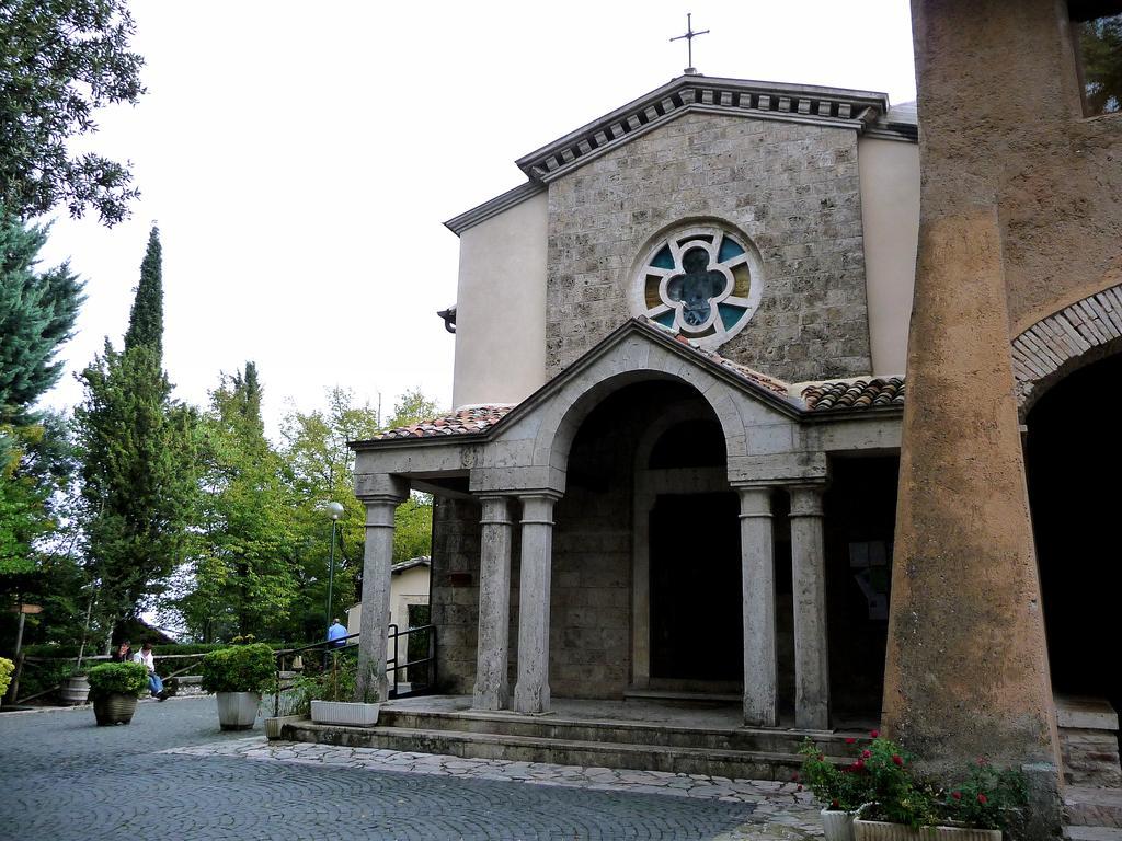 L'Angelo Pellegrino Miniappartamenti Rieti Pokoj fotografie